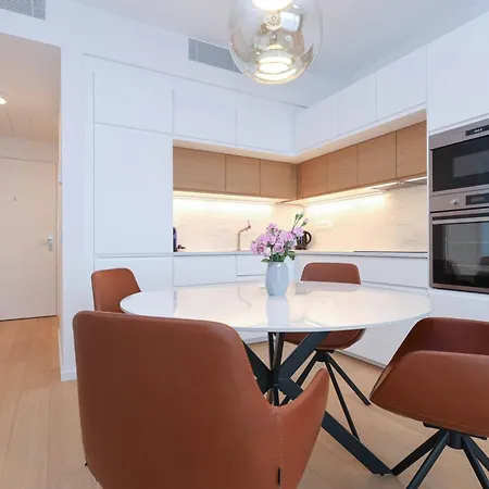 Skypark Tower 4, Free Parking And Beautiful Views 公寓 布拉迪斯拉发