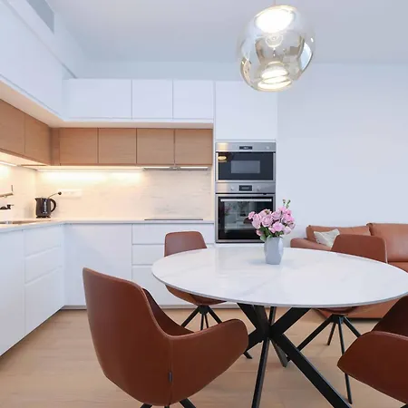 Skypark Tower 4, Free Parking And Beautiful Views Bratislava