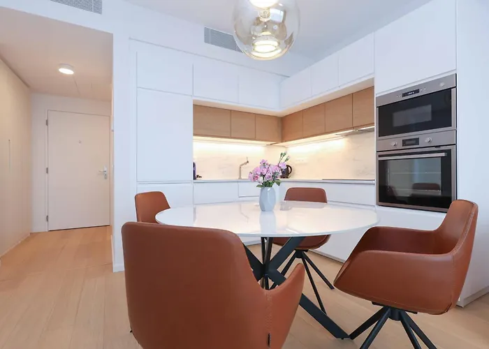 Skypark Tower 4, Free Parking And Beautiful Views Lejlighed Bratislava